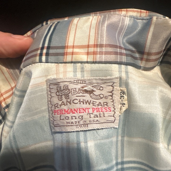 Vintage long sleeve button up - Picture 2 of 3